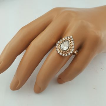 Beelo Gold 14K Altın Damla ElmasTasarım Yüzük