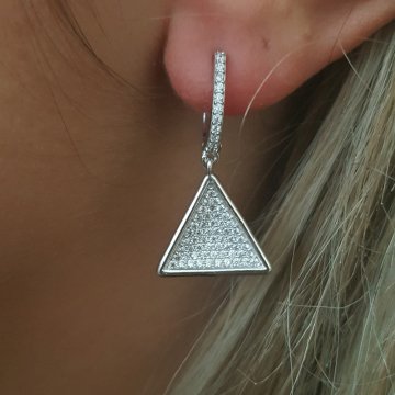 925K Gümüş  Tasarım Taşlı Üçgen  Küpe