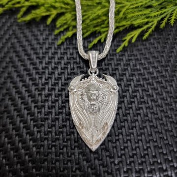 Beelo Silver 925 Ayar Gümüş Aslan Kral Erkek Kolye