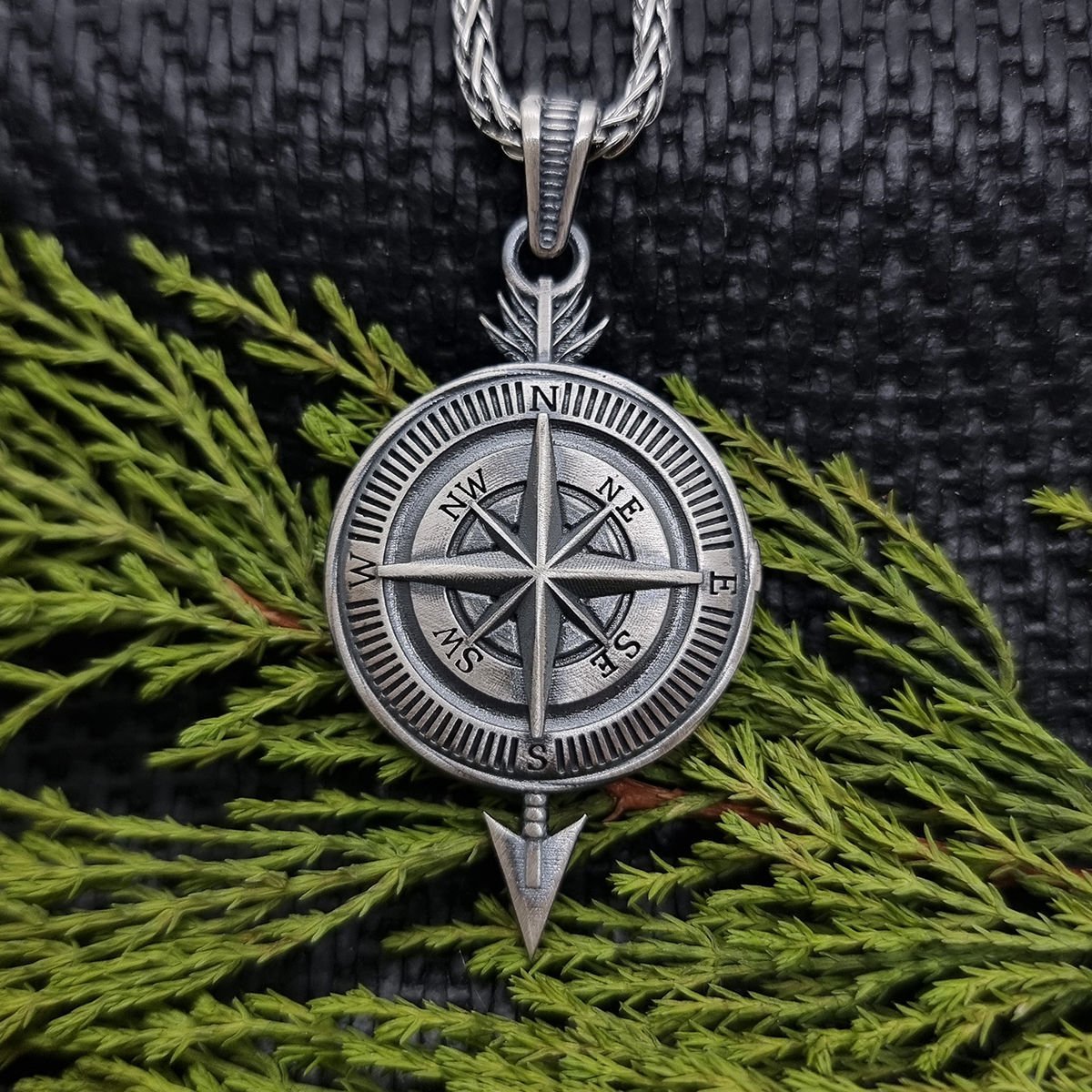 Beelo Silver 925 Ayar Gümüş Pusula Erkek Kolye