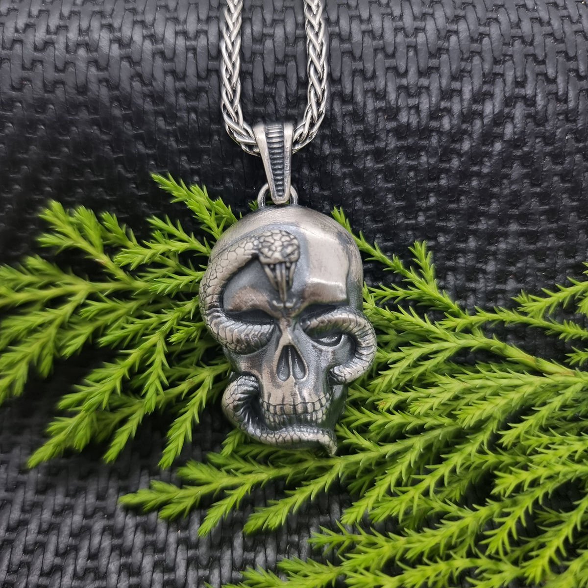 Beelo Silver 925 Ayar Gümüş Kuru Kafa Erkek Kolye
