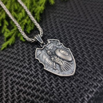 Beelo Silver 925 Ayar Gümüş Gladyator Kalkan Erkek Kolye