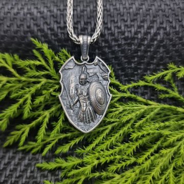 Beelo Silver 925 Ayar Gümüş Gladyator Kalkan Erkek Kolye