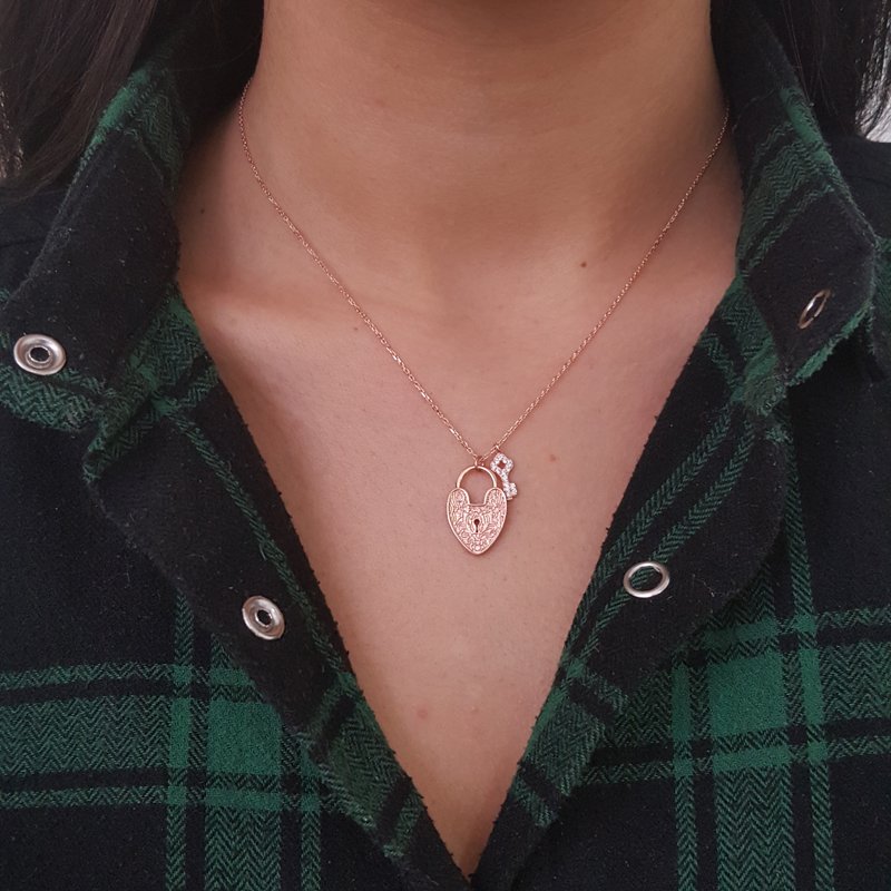 Beelo Silver 925K Gümüş Kalp  Anahtar  Kolye