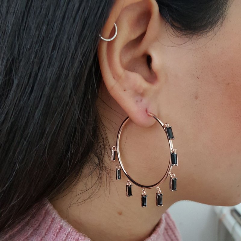 925K Gümüş Siyah Taşlı Halka Küpe