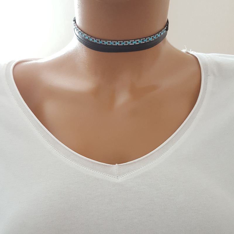 925K Gümüş Deri Baget Taşlı Choker Kolye