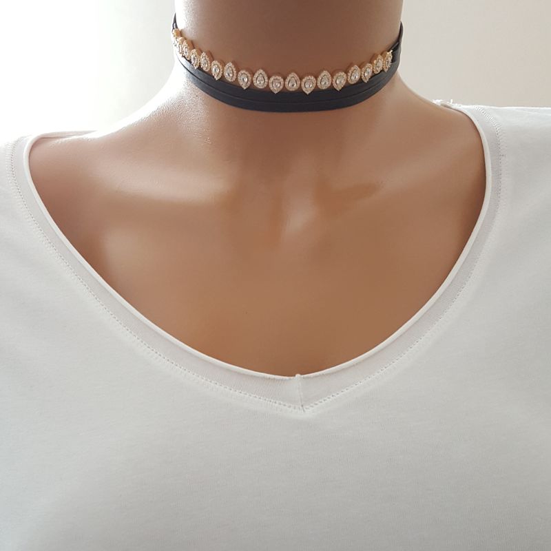 925K Gümüş  Deri Damla Taşlı Choker Kolye
