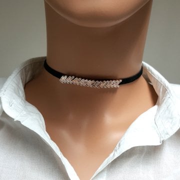 925K Gümüş Deri Baget Taşlı Choker Kolye