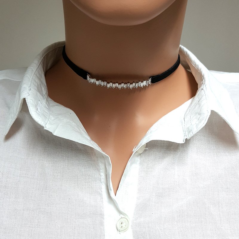 925K Gümüş Deri Baget Taşlı Choker Kolye